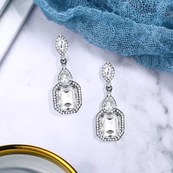 Gun Metal with White Diamond Austrian Crystal Infinity Chandelier Post Earrings - Picture 2 of 5